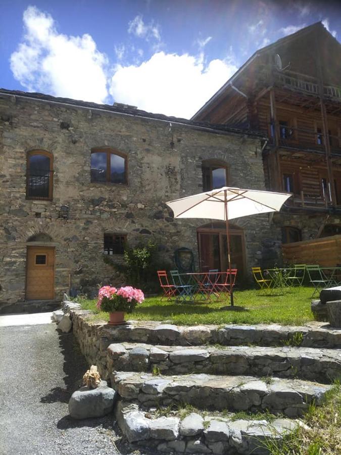 Auberge Les 1000 Cols, Anciennement Val D Azur Molines-en-Queyras Luaran gambar